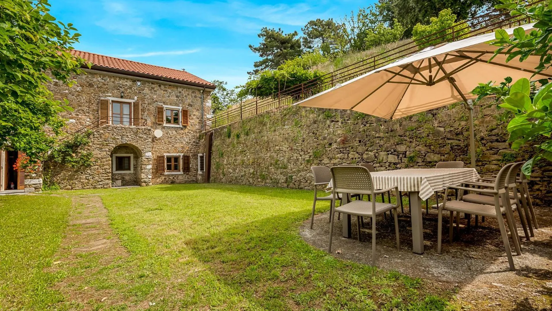 Вилла Convento La Perla Каррара Италия